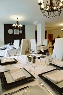 Imagen del bar/restaurante del Hotel Dos Hermanas. Foto 10