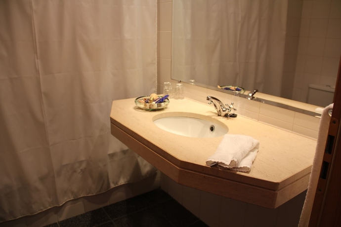 Imagen de la habitación del Hotel Dos Loios. Foto 11