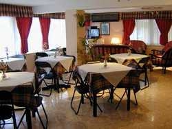 Imagen del bar/restaurante del Hotel Dos Mares. Foto 2