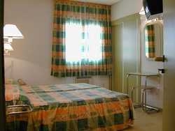 Imagen de la habitación del Hotel Dos Mares, La Manga del Mar Menor. Foto 3