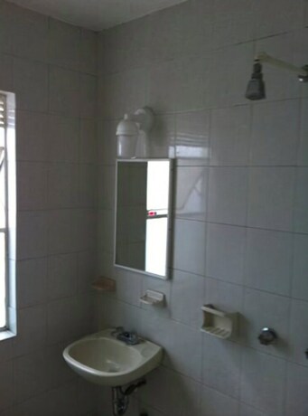Imagen de la habitación del Hotel Dos Naciones. Foto 24