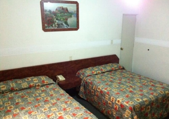 Imagen de la habitación del Hotel Dos Naciones. Foto 28