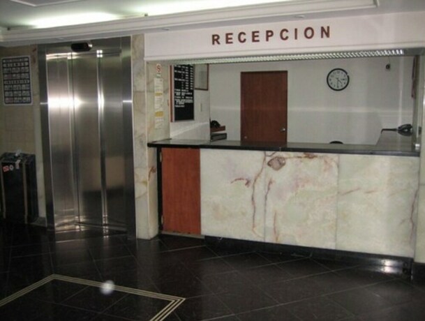 Imagen de los interiores del Hotel Dos Naciones. Foto 37