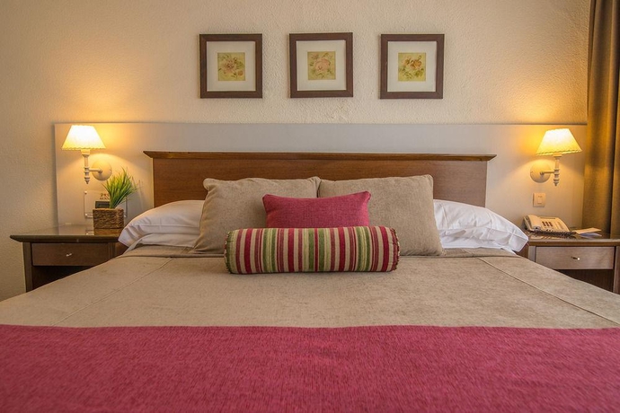 Imagen general del Hotel Dos Reyes. Foto 11