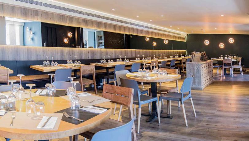 Imagen del bar/restaurante del Hotel Dos Rios 1 Hotel. Foto 3