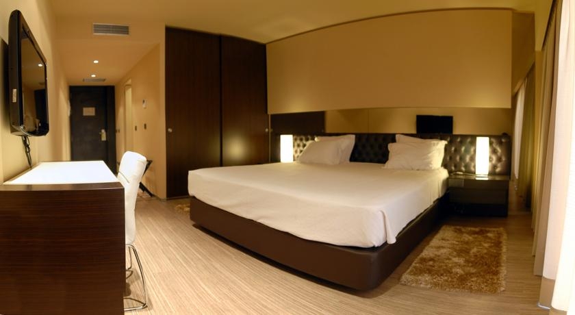 Imagen de la habitación del Hotel Dos Zimbros. Foto 4