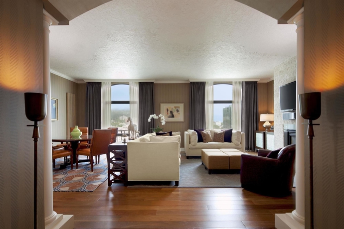 Imagen de la habitación del Hotel Dossier. Foto 5