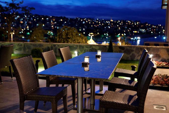 Imagen del bar/restaurante del Hotel Dosso Dossi Hotels and Spa Golden Horn. Foto 3