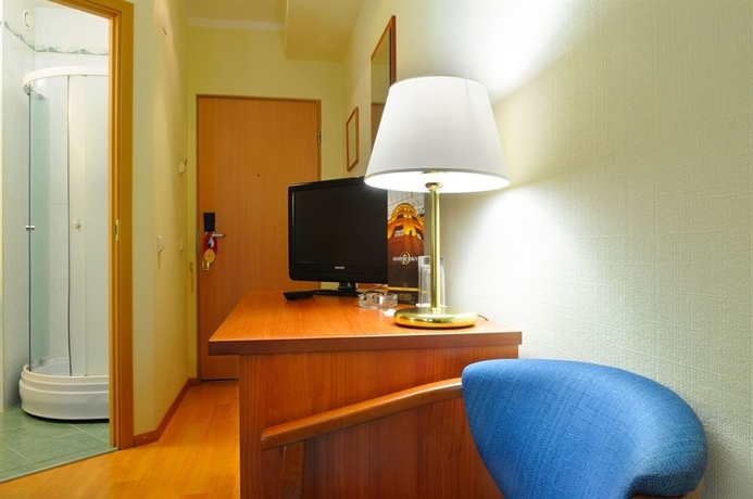 Imagen de la habitación del Hotel Dostoevsky. Foto 6