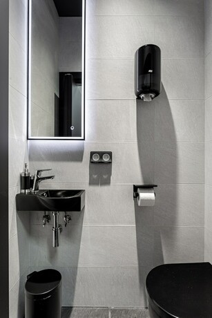 Imagen de la habitación del Hotel Dot Space 84. Foto 13