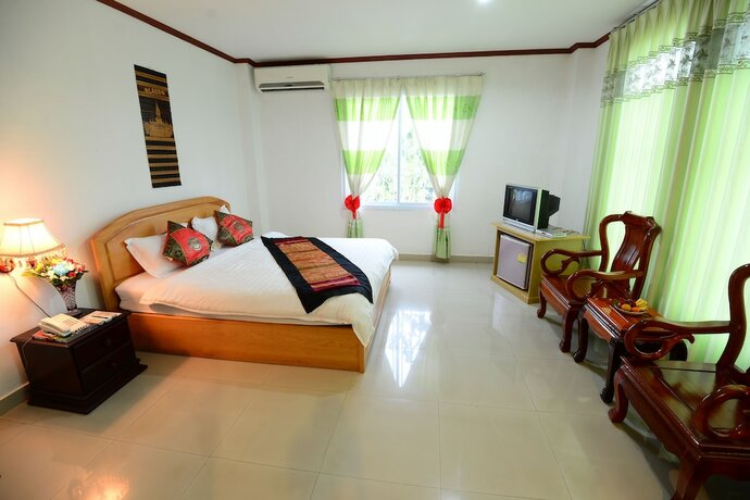 Imagen general del Hotel Douangpraseuth. Foto 7