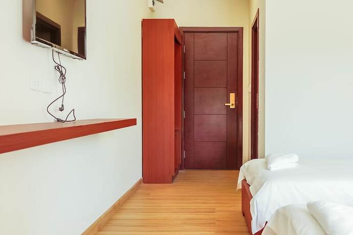 Imagen de la habitación del Hotel Douangpraseuth. Foto 18