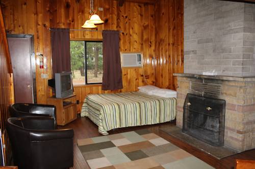 Imagen de la habitación del Hotel Double B Lodge. Foto 7