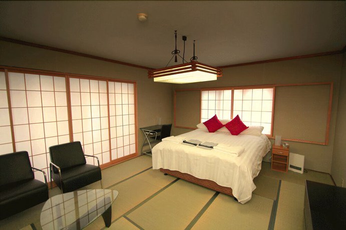 Imagen de la habitación del Hotel Double Black. Foto 4