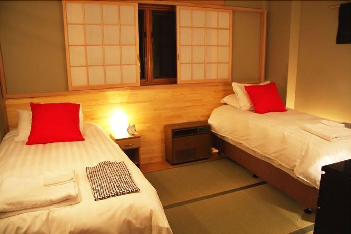 Imagen de la habitación del Hotel Double Black. Foto 5
