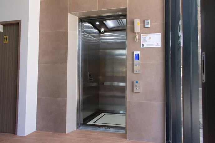 Imagen general del Hotel Double D. Foto 4