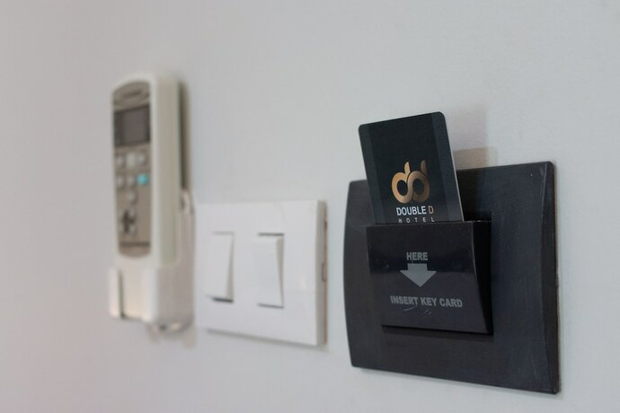 Imagen de la habitación del Hotel Double D. Foto 17