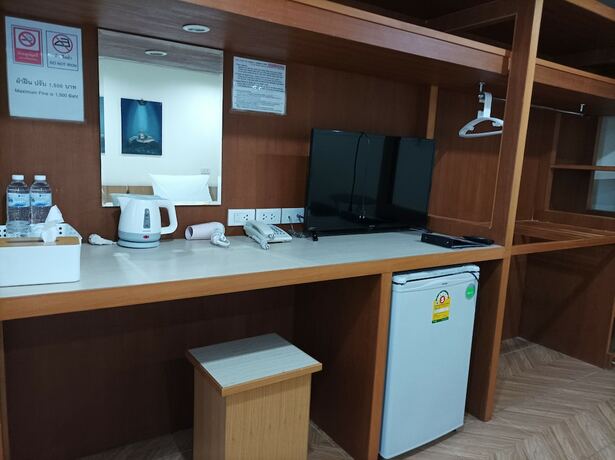 Imagen general del Hotel Double D Rooms and Cafe. Foto 11