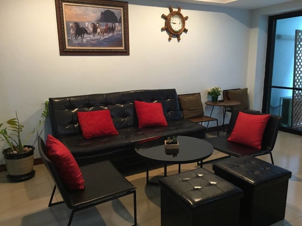 Imagen de los interiores del Hotel Double Dd House At Mrt Sutthisarn. Foto 17