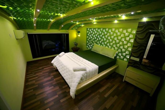 Imagen general del Hotel Double Decker Houseboat. Foto 7