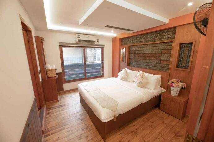 Imagen general del Hotel Double Decker Houseboat. Foto 12