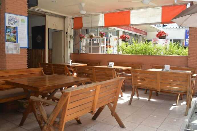 Imagen del bar/restaurante del Hotel Double Dutch. Foto 5