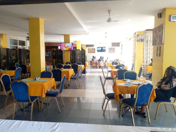 Imagen general del Hotel Double Five. Foto 2