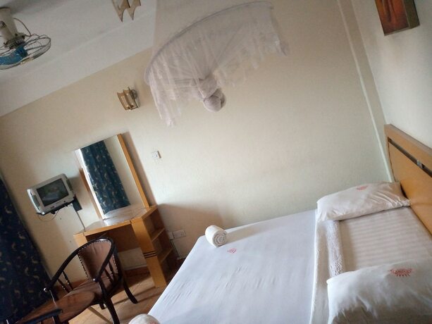 Imagen general del Hotel Double Five. Foto 9