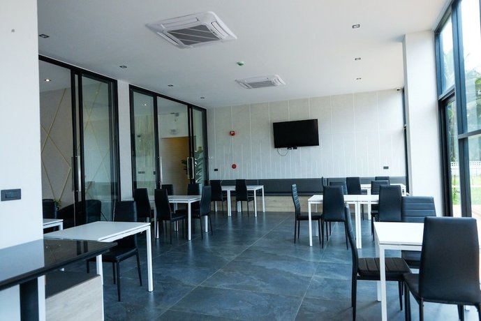Imagen general del Hotel Double J. Foto 2