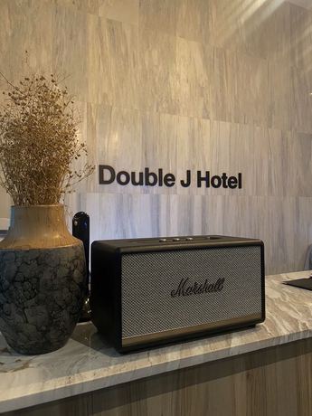 Imagen de la habitación del Hotel Double J. Foto 13