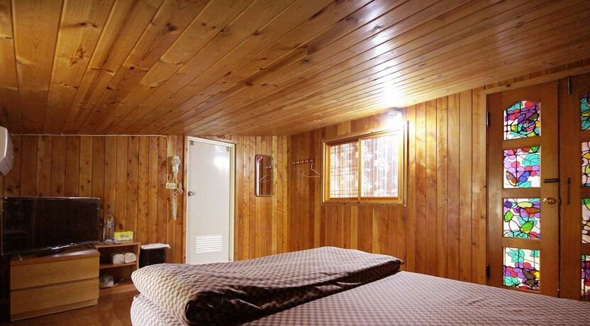 Imagen general del Hotel Double Lake Villa. Foto 10