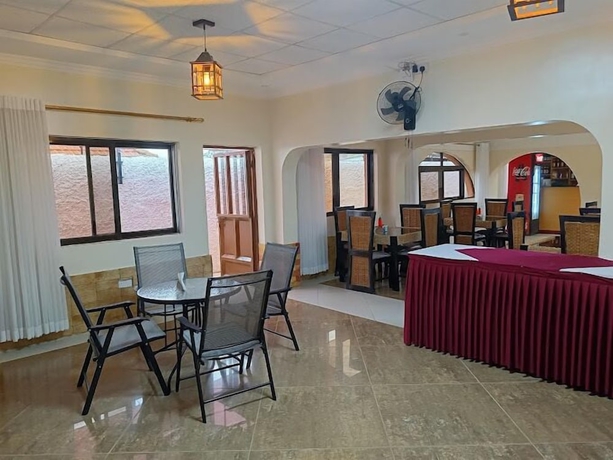 Imagen del bar/restaurante del Hotel Double N-Kisumu. Foto 3