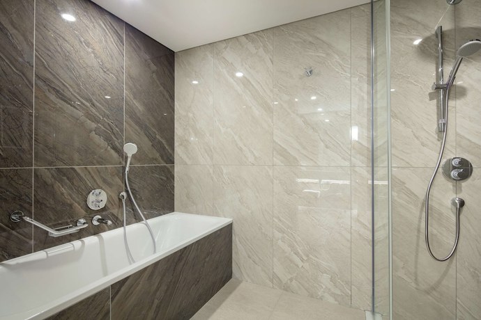 Imagen de la habitación del Hotel DoubleTree By Hilton Antalya City Centre. Foto 9