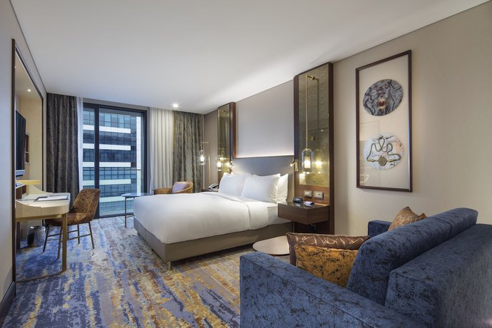 Imagen de la habitación del Hotel DoubleTree By Hilton Antalya City Centre. Foto 14