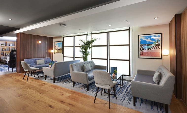 Imagen de los interiores del Hotel DoubleTree By Hilton London Excel. Foto 13