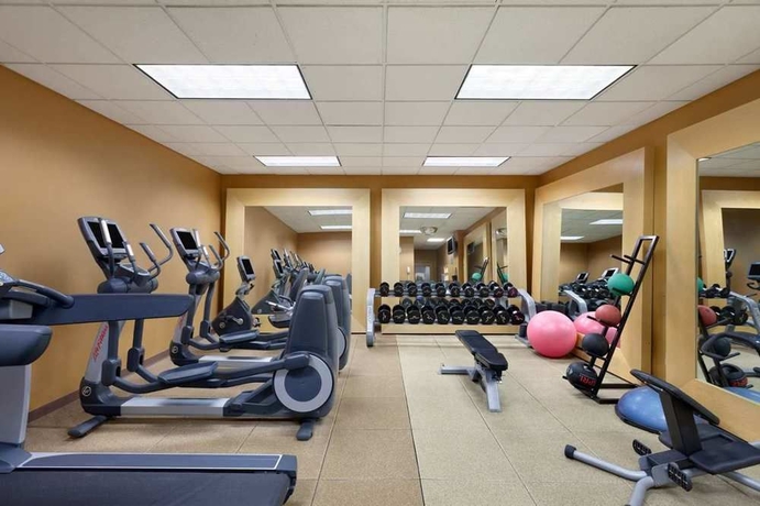 Imagen de los interiores del Hotel DoubleTree Newark Penn Station. Foto 14