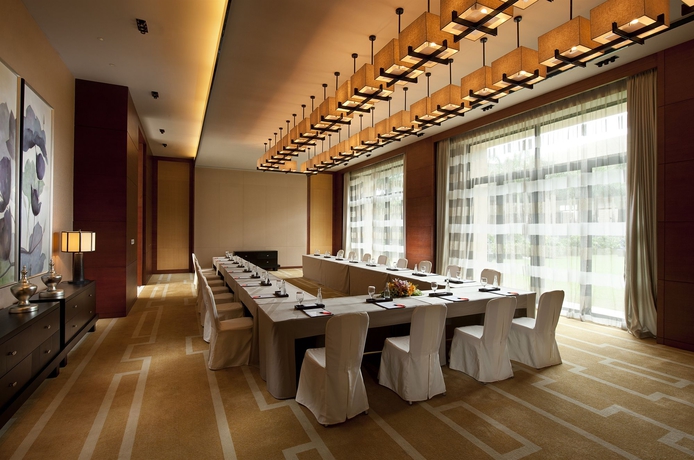 Imagen de los interiores del Hotel DoubleTree Resort by Hilton Sanya Haitang Bay. Foto 13