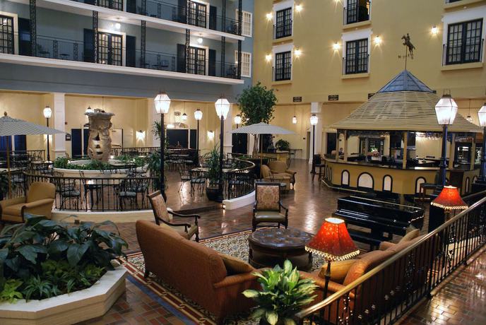 Imagen de los interiores del Hotel DoubleTree Suites by Hilton Lexington. Foto 17