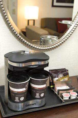 Imagen de la habitación del Hotel DoubleTree Suites by Hilton Lexington. Foto 8