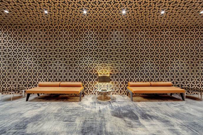 Imagen del bar/restaurante del Hotel DoubleTree by Hilton Adana. Foto 2