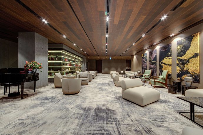 Imagen de los interiores del Hotel DoubleTree by Hilton Adana. Foto 17