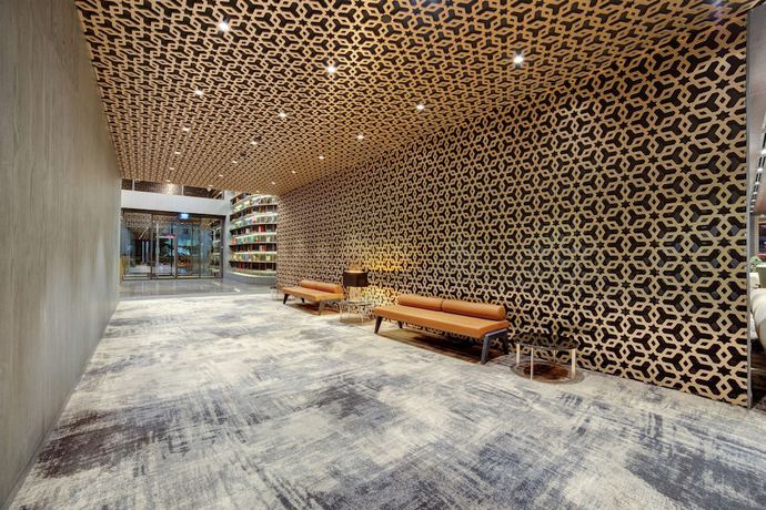 Imagen de los interiores del Hotel DoubleTree by Hilton Adana. Foto 19