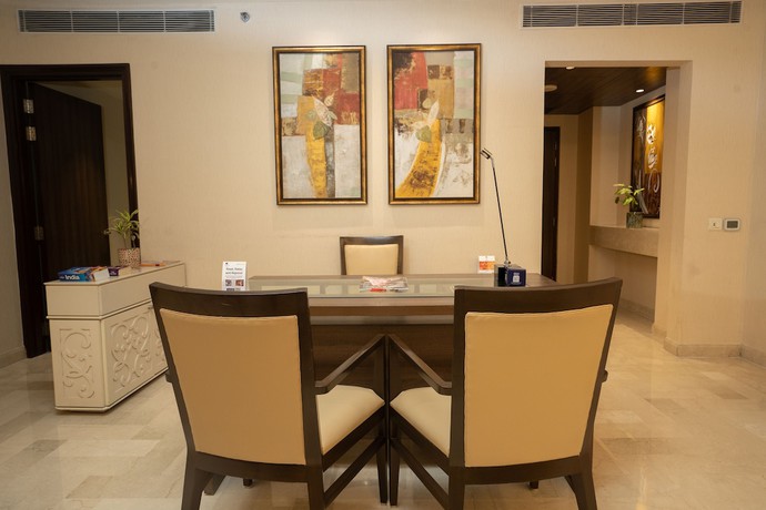 Imagen de la habitación del Hotel DoubleTree by Hilton Agra. Foto 7