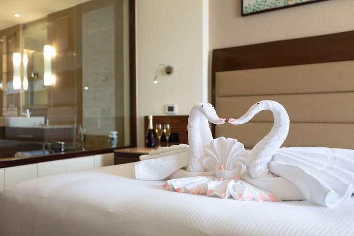 Imagen de la habitación del Hotel DoubleTree by Hilton Agra. Foto 18