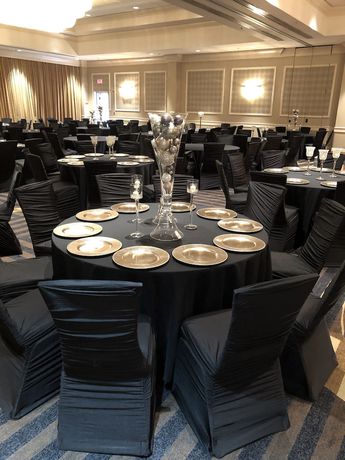 Imagen de los interiores del Hotel DoubleTree by Hilton Akron Fairlawn. Foto 20