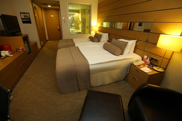 Imagen de la habitación del Hotel DoubleTree by Hilton Ankara Ankamall. Foto 7