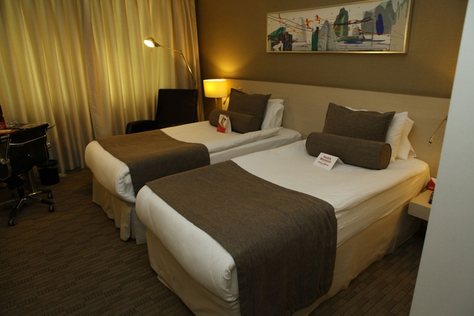 Imagen de la habitación del Hotel DoubleTree by Hilton Ankara Ankamall. Foto 11