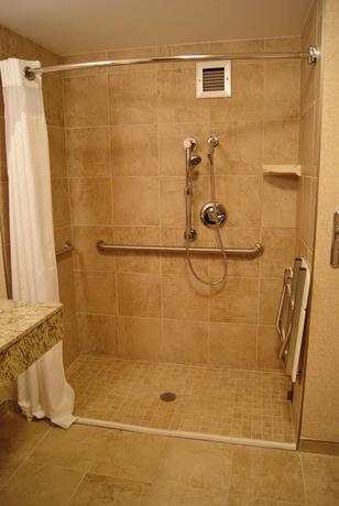 Imagen de la habitación del Hotel DoubleTree by Hilton Ann Arbor North. Foto 8