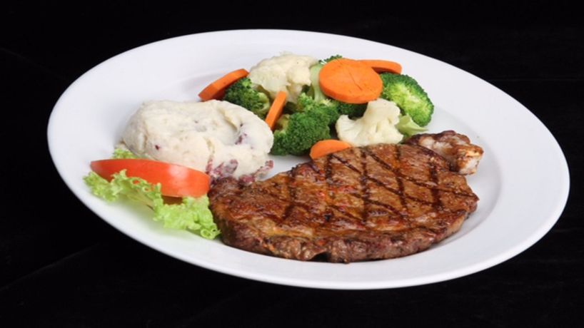 Imagen del bar/restaurante del Hotel DoubleTree by Hilton Ann Arbor North. Foto 4