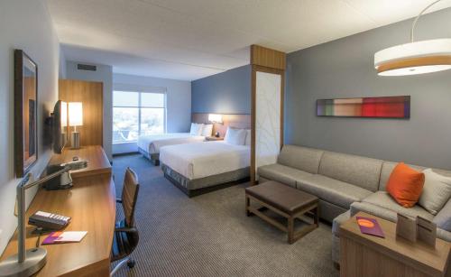 Imagen de la habitación del Hotel DoubleTree by Hilton Asheville Downtown, Asheville. Foto 6